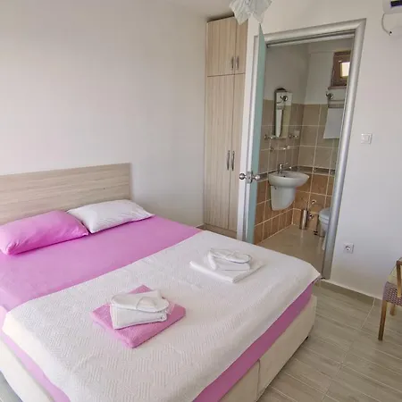 Evim Zeytinlik מלון