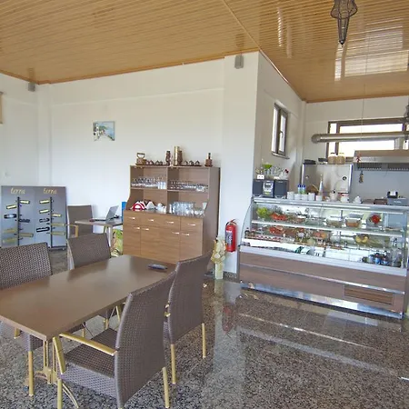 Evim Zeytinlik מלון