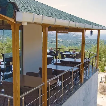 Evim Zeytinlik מלון